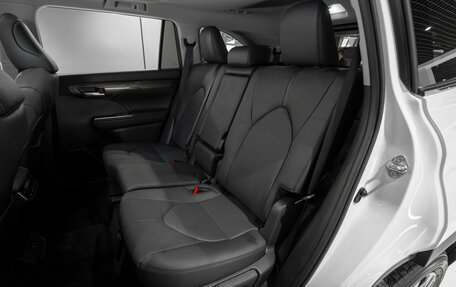 Toyota Highlander, 2025 год, 5 500 000 рублей, 14 фотография