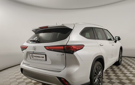 Toyota Highlander, 2026 год, 5 790 000 рублей, 5 фотография