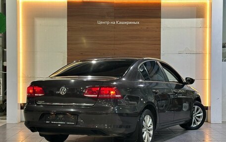 Volkswagen Passat B7, 2011 год, 1 035 000 рублей, 4 фотография