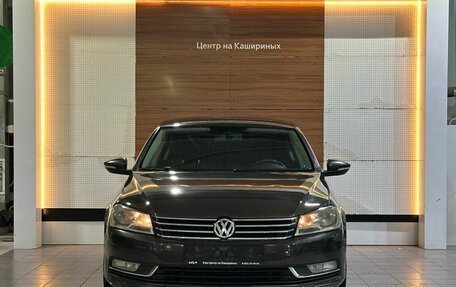 Volkswagen Passat B7, 2011 год, 1 035 000 рублей, 2 фотография