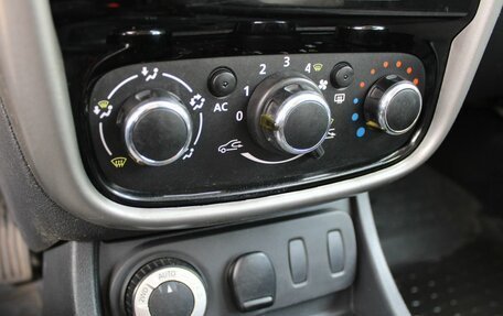 Renault Duster I рестайлинг, 2015 год, 1 089 000 рублей, 13 фотография