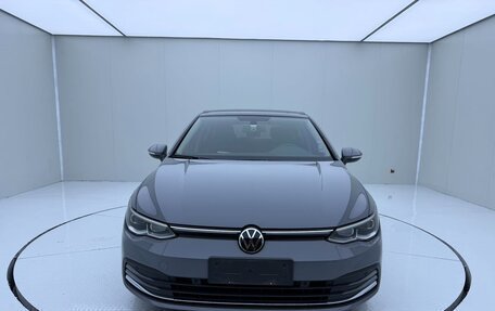 Volkswagen Golf VIII, 2023 год, 2 000 000 рублей, 1 фотография
