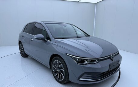 Volkswagen Golf VIII, 2023 год, 2 000 000 рублей, 3 фотография