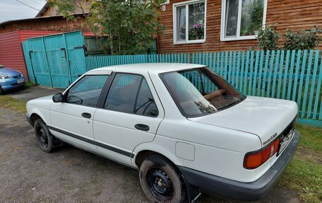 Nissan Sunny, 1991 год, 200 000 рублей, 5 фотография