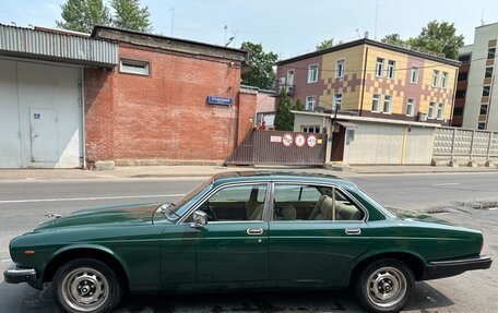 Jaguar XJ III (X350), 1981 год, 850 000 рублей, 4 фотография