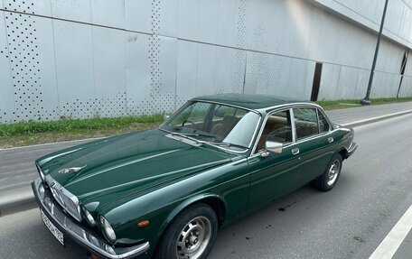 Jaguar XJ III (X350), 1981 год, 850 000 рублей, 3 фотография