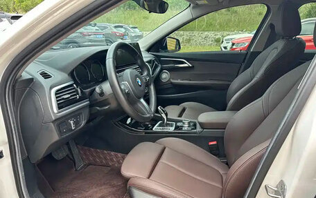 BMW 1 серия, 2023 год, 1 850 000 рублей, 7 фотография