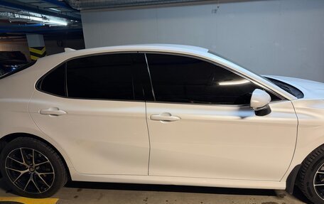 Toyota Camry, 2021 год, 4 100 000 рублей, 15 фотография