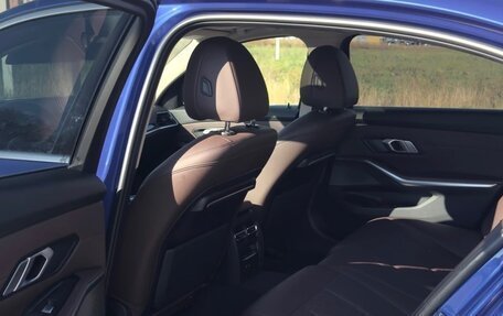 BMW 3 серия, 2023 год, 3 300 000 рублей, 7 фотография
