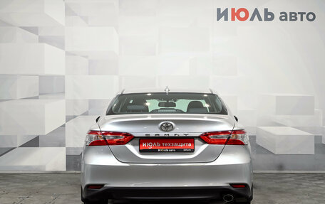 Toyota Camry, 2019 год, 2 550 000 рублей, 5 фотография