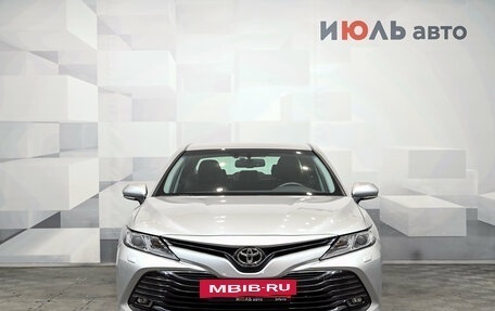 Toyota Camry, 2019 год, 2 550 000 рублей, 2 фотография