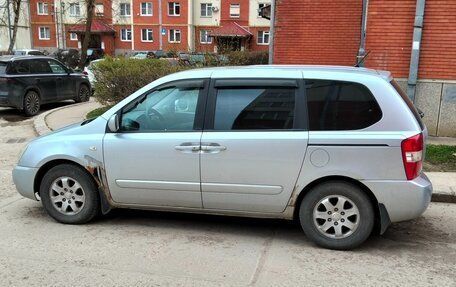 KIA Carnival III, 2006 год, 360 000 рублей, 2 фотография