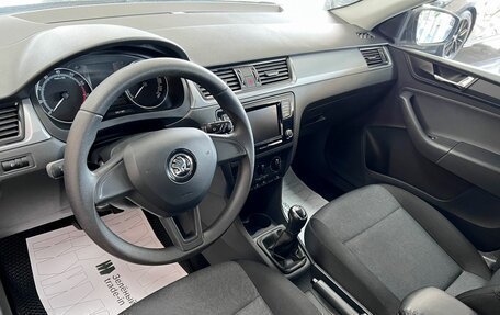 Skoda Rapid I, 2017 год, 1 295 000 рублей, 8 фотография