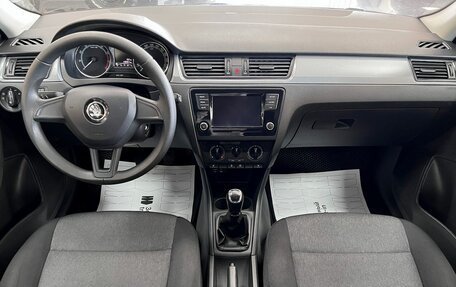 Skoda Rapid I, 2017 год, 1 295 000 рублей, 10 фотография