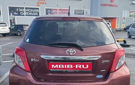 Toyota Vitz, 2012 год, 850 000 рублей, 2 фотография