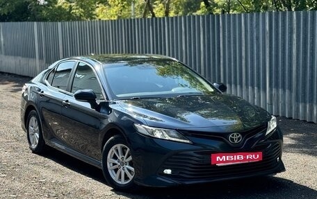 Toyota Camry, 2019 год, 1 999 999 рублей, 2 фотография