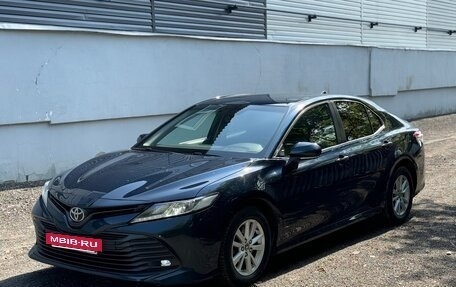 Toyota Camry, 2019 год, 1 999 999 рублей, 6 фотография