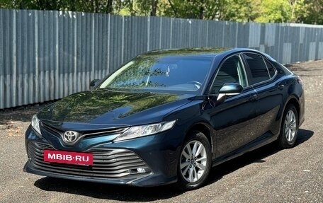 Toyota Camry, 2019 год, 1 999 999 рублей, 18 фотография