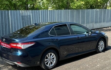 Toyota Camry, 2019 год, 1 999 999 рублей, 13 фотография
