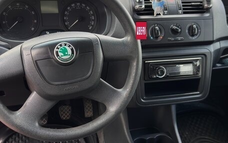 Skoda Fabia II, 2011 год, 550 000 рублей, 4 фотография