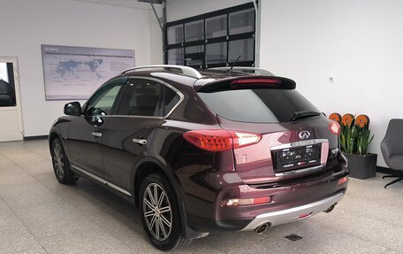 Infiniti QX50 I рестайлинг, 2017 год, 2 200 000 рублей, 6 фотография