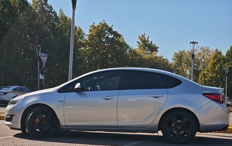 Opel Astra J, 2013 год, 830 000 рублей, 5 фотография