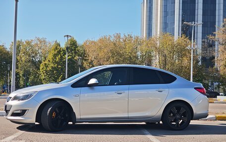 Opel Astra J, 2013 год, 830 000 рублей, 6 фотография
