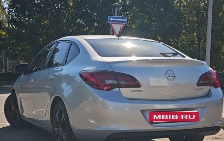 Opel Astra J, 2013 год, 830 000 рублей, 4 фотография