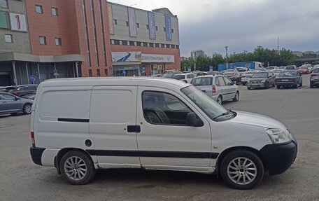 Peugeot Partner II рестайлинг 2, 2011 год, 385 000 рублей, 4 фотография