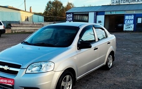 Chevrolet Aveo III, 2010 год, 440 000 рублей, 2 фотография