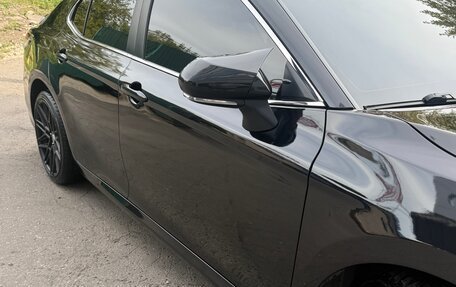 Toyota Camry, 2019 год, 2 450 000 рублей, 2 фотография