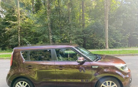 KIA Soul II рестайлинг, 2017 год, 1 550 000 рублей, 3 фотография