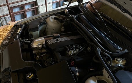 BMW 3 серия, 2003 год, 910 000 рублей, 9 фотография