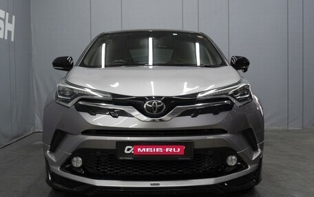 Toyota C-HR I рестайлинг, 2018 год, 1 865 000 рублей, 3 фотография
