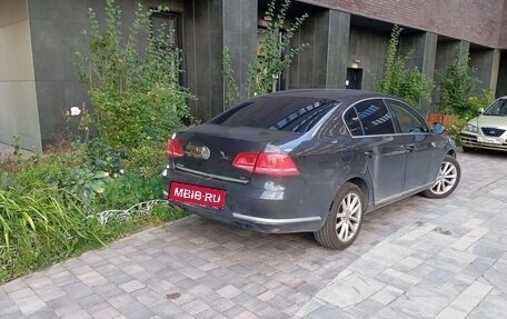 Volkswagen Passat B7, 2011 год, 750 000 рублей, 6 фотография