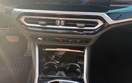BMW 3 серия, 2023 год, 3 439 000 рублей, 12 фотография