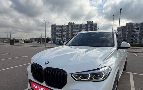BMW X5, 2021 год, 8 500 000 рублей, 2 фотография