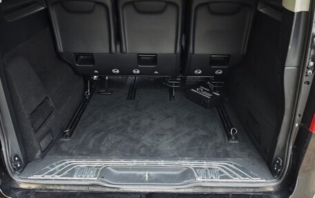 Mercedes-Benz V-Класс, 2023 год, 7 790 900 рублей, 2 фотография