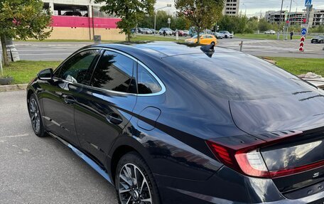 Hyundai Sonata VIII, 2019 год, 2 500 000 рублей, 2 фотография
