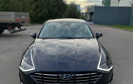 Hyundai Sonata VIII, 2019 год, 2 500 000 рублей, 8 фотография