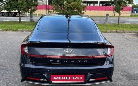 Hyundai Sonata VIII, 2019 год, 2 500 000 рублей, 3 фотография
