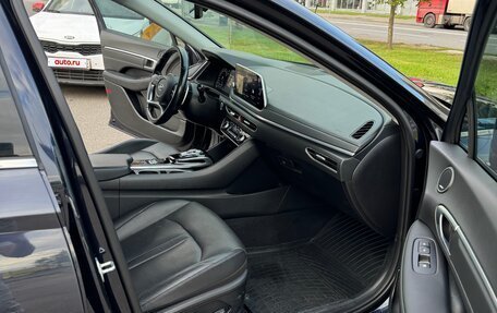 Hyundai Sonata VIII, 2019 год, 2 500 000 рублей, 12 фотография