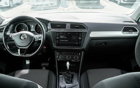 Volkswagen Tiguan II, 2020 год, 2 350 000 рублей, 8 фотография