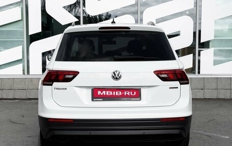 Volkswagen Tiguan II, 2020 год, 2 350 000 рублей, 4 фотография