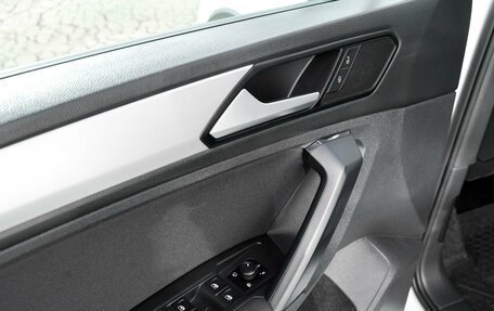 Volkswagen Tiguan II, 2020 год, 2 350 000 рублей, 14 фотография