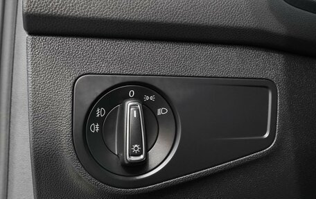 Volkswagen Tiguan II, 2020 год, 2 350 000 рублей, 15 фотография