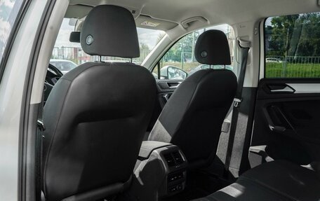 Volkswagen Tiguan II, 2020 год, 2 350 000 рублей, 13 фотография