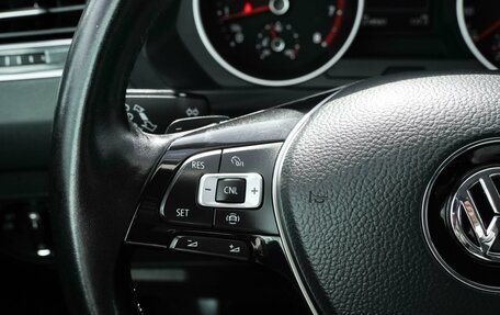 Volkswagen Tiguan II, 2020 год, 2 350 000 рублей, 19 фотография
