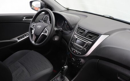 Hyundai Solaris II рестайлинг, 2016 год, 1 240 000 рублей, 10 фотография