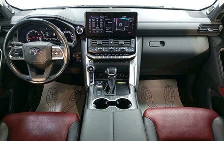 Toyota Land Cruiser, 2021 год, 9 950 000 рублей, 5 фотография
